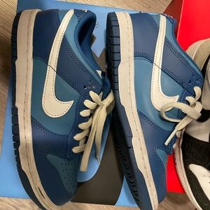 Nike Dunk Low size 4Y Storm Blue